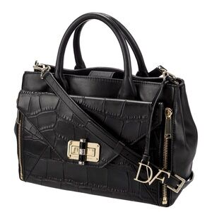 stunning leather Diane Von Furstenberg crossbody bag EUC includes DVF tassel!